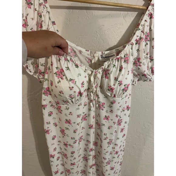 No Boundaries Plus Size Milkmaid Floral Puff Sleeved Midi Dress - Picture 5 of 11